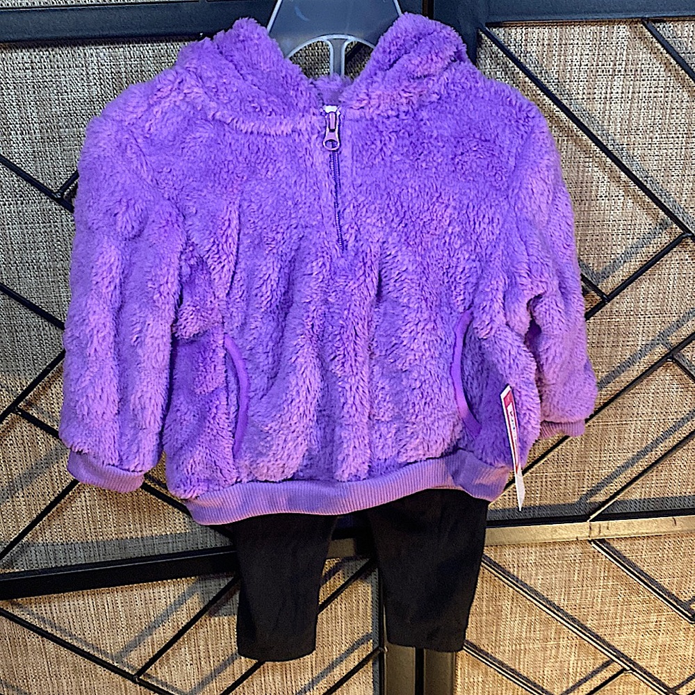 NEW KIDGETS 2 PIECE SET SIZE 12 MONTHS